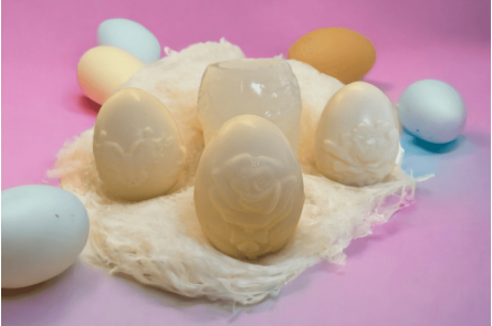Moule œuf avec motifs en silicone