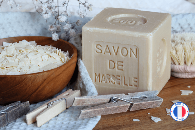 Parfum savon de Marseille pour la fabrication de bougies et fondants parfumés