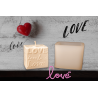 Moule bougie en silicone "cube LOVE" pour exprimer l'amour