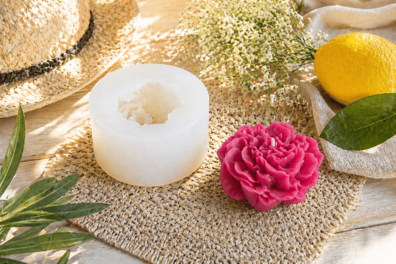 Moule silicone pétales de pivoine pour bougies artisanales