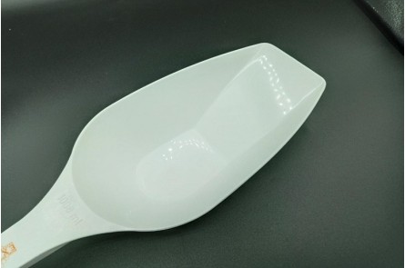 Pelle plastique 1L